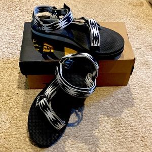 Teva Midform Universal sandals